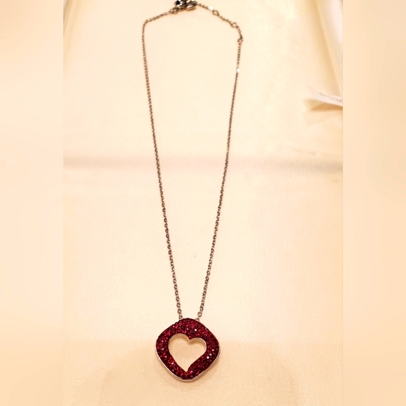 SWAROVSKI HEART NECKLACE - Picture 1 of 7